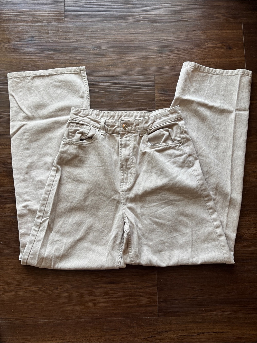 Divided Wide-Leg Jeans in Cream
